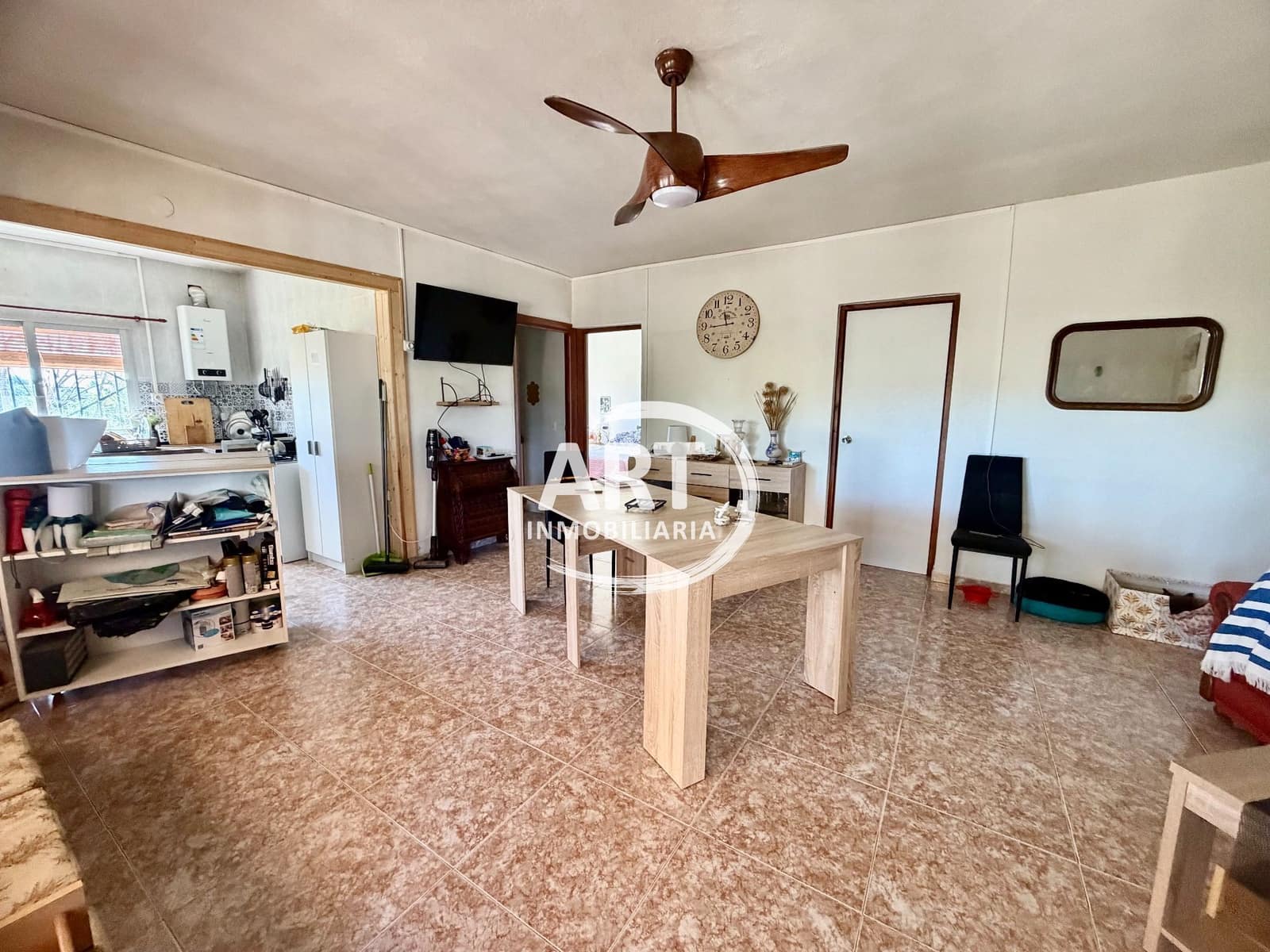 4 bedroom Villa for sale in Lliria with pool - € 199,000 (Ref: 9737917)