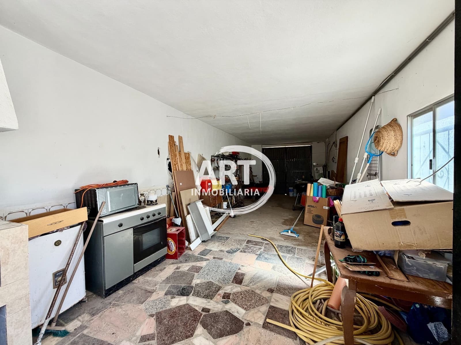 4 bedroom Villa for sale in Lliria with pool - € 199,000 (Ref: 9737917)