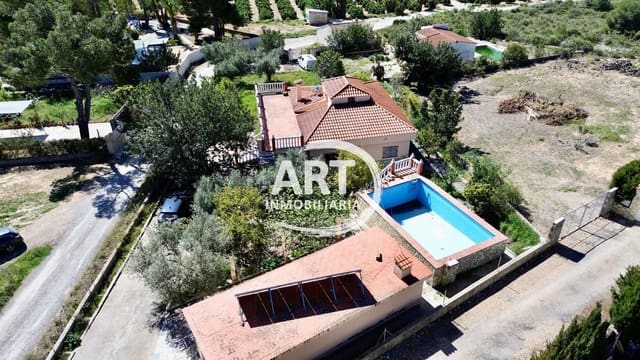 4 bedroom Villa for sale in Llíria with pool - € 199,000 (Ref: 9737917)