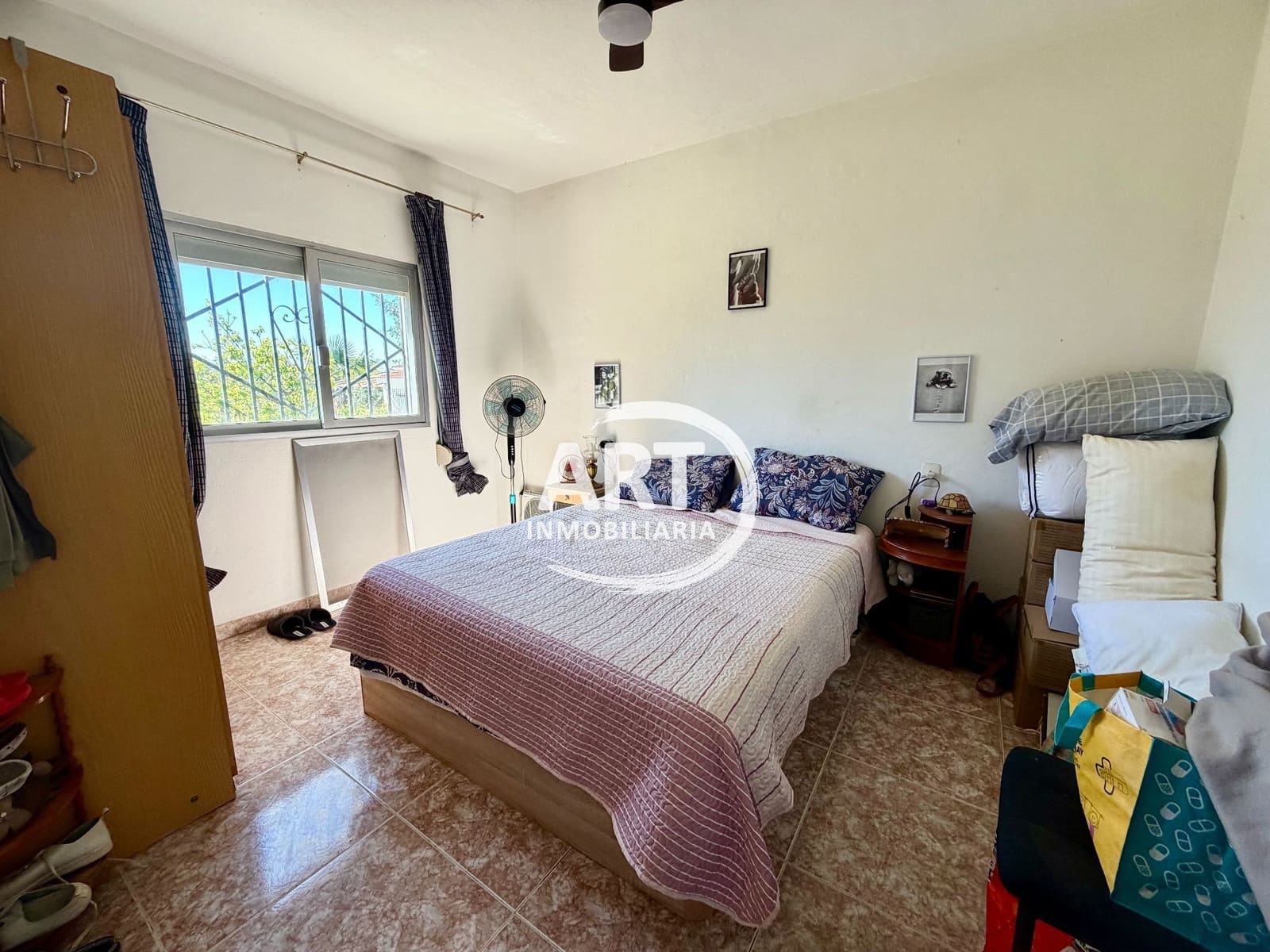 4 bedroom Villa for sale in Lliria with pool - € 199,000 (Ref: 9737917)