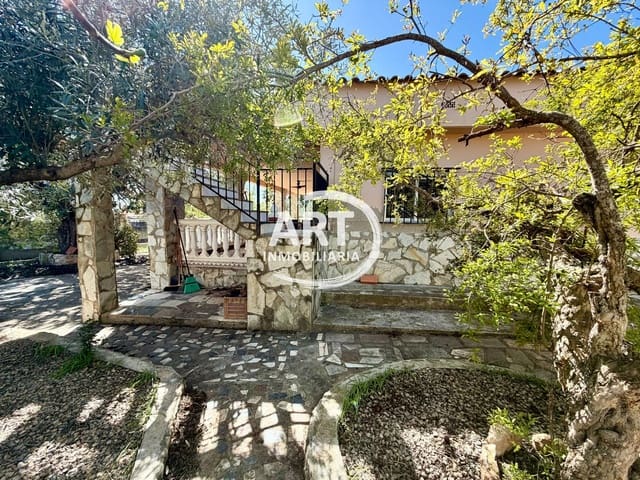 4 bedroom Villa for sale in Llíria with pool - € 199,000 (Ref: 9737917)