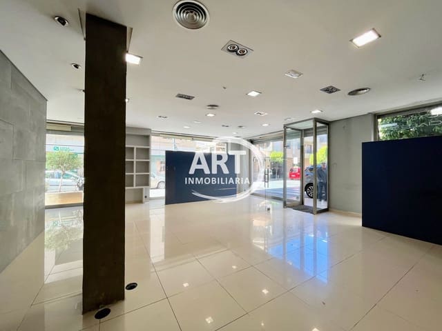 Komercyjne na sprzedaż w L'Eliana - 450 000 € (Ref: 9737918)