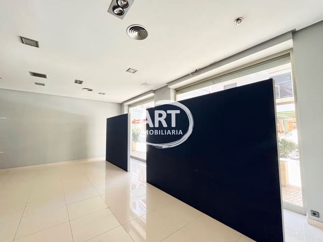 Komercyjne na sprzedaż w L'Eliana - 450 000 € (Ref: 9737918)