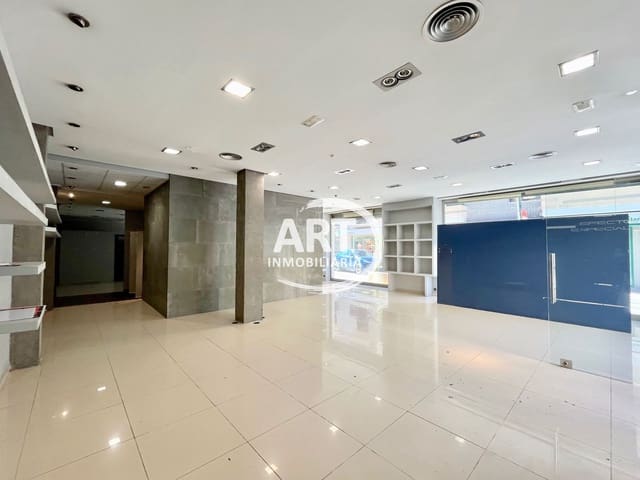 Komercyjne na sprzedaż w L'Eliana - 450 000 € (Ref: 9737918)