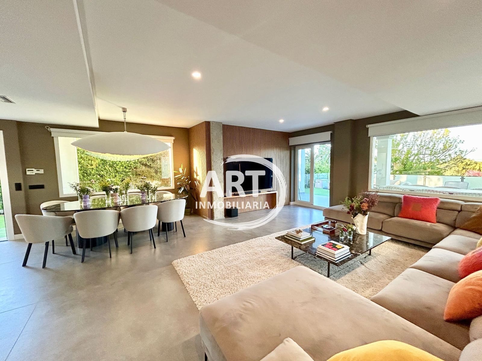 4 sypialnia Willa na sprzedaż w Betera z basenem garażem - 1 200 000 € (Ref: 9751590)