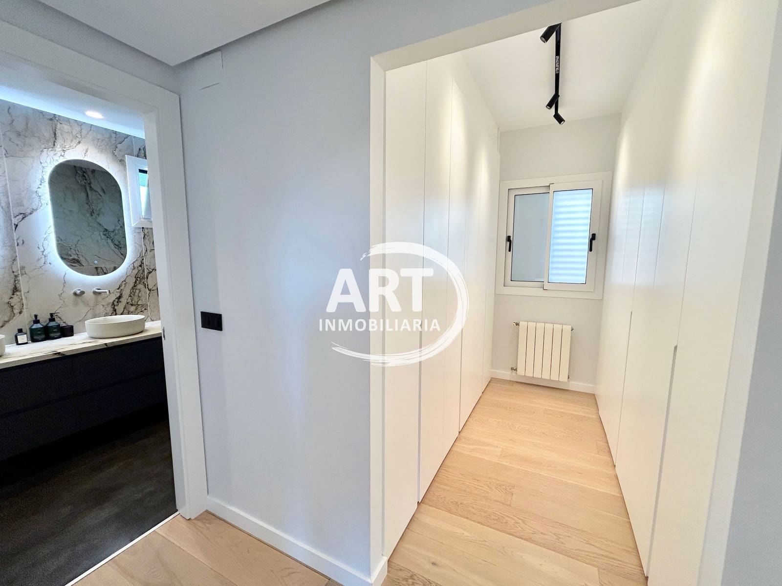 4 sypialnia Willa na sprzedaż w Betera z basenem garażem - 1 200 000 € (Ref: 9751590)