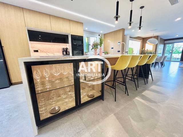 4 sypialnia Willa na sprzedaż w Bétera z basenem garażem - 1 200 000 € (Ref: 9751590)