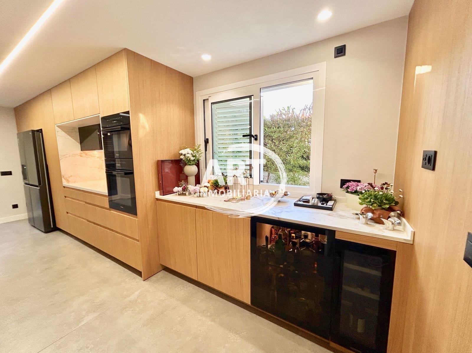 4 sypialnia Willa na sprzedaż w Betera z basenem garażem - 1 200 000 € (Ref: 9751590)