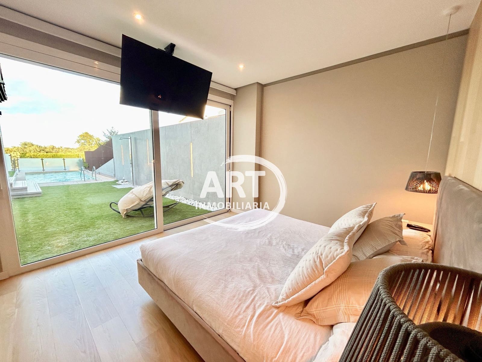 4 sypialnia Willa na sprzedaż w Betera z basenem garażem - 1 200 000 € (Ref: 9751590)