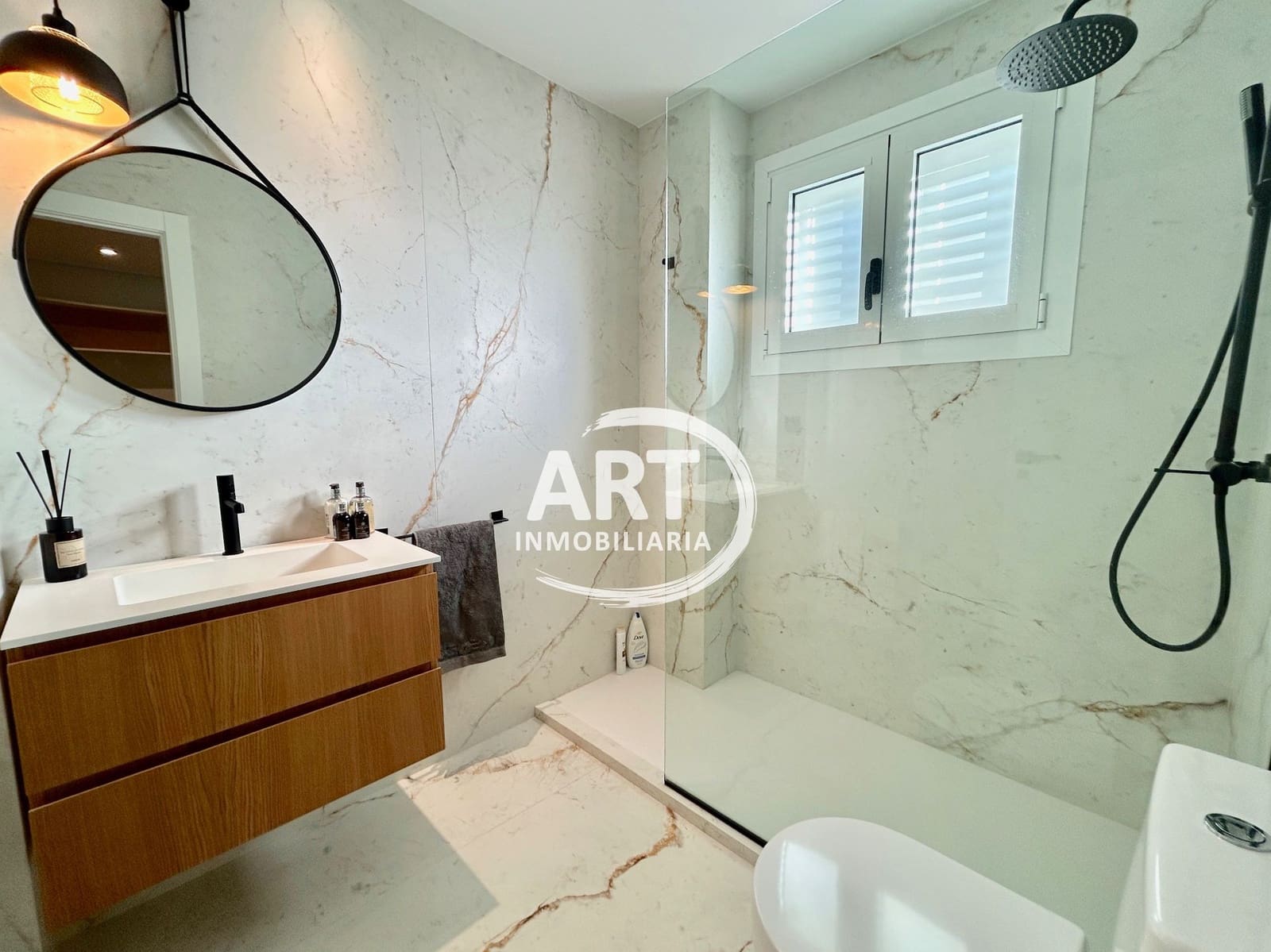 4 sypialnia Willa na sprzedaż w Betera z basenem garażem - 1 200 000 € (Ref: 9751590)