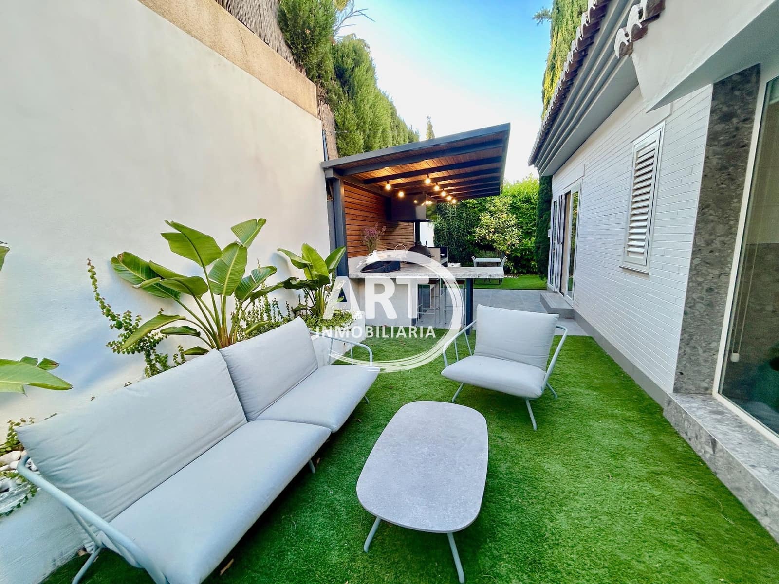 4 sypialnia Willa na sprzedaż w Betera z basenem garażem - 1 200 000 € (Ref: 9751590)