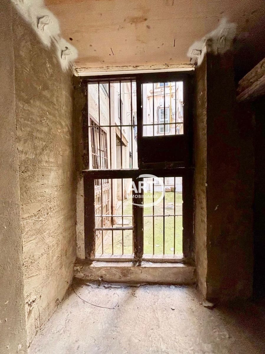 Commercieel te koop in Valencia stad - € 650.000 (Ref: 9765026)