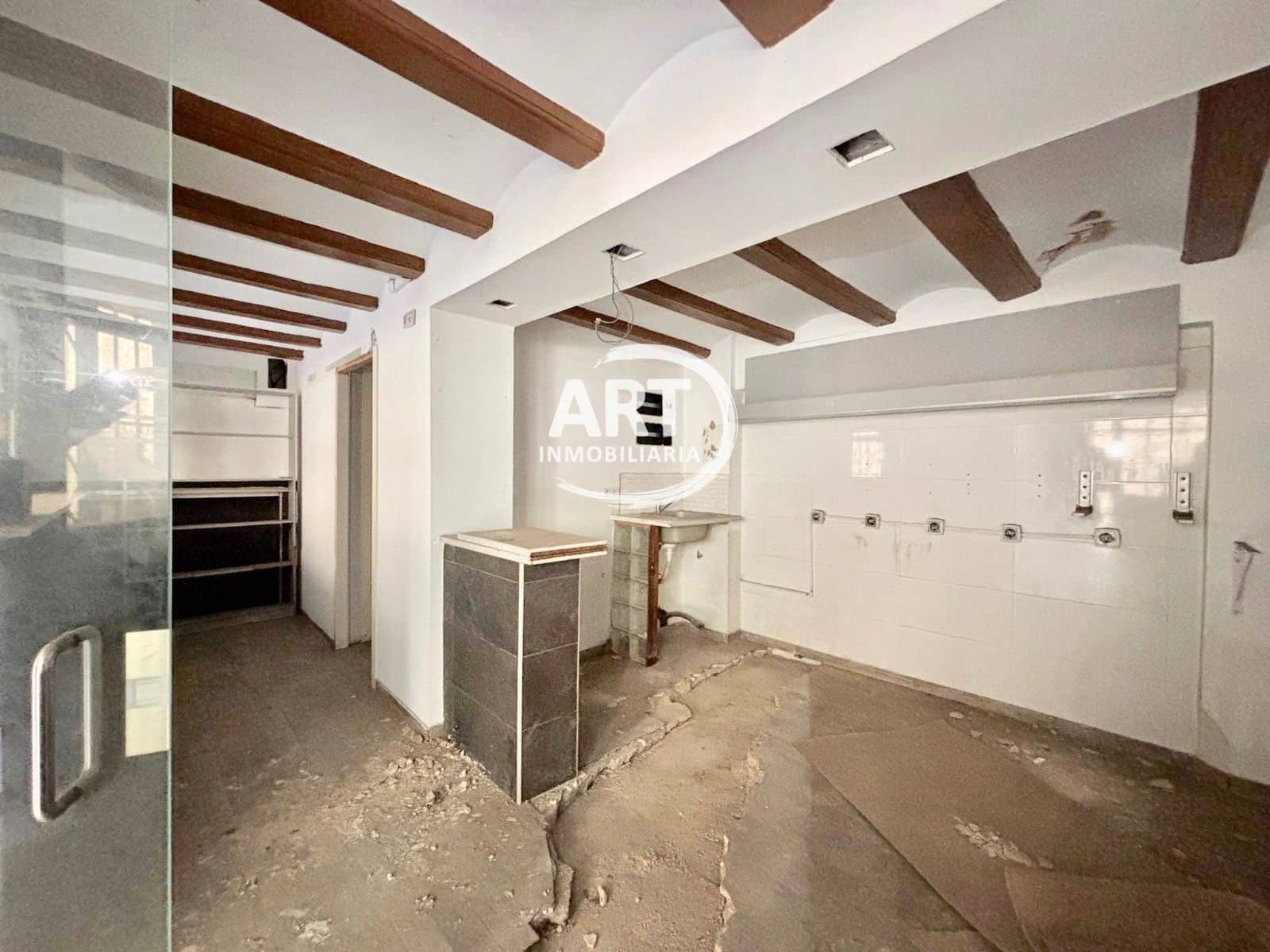 Commercieel te koop in Valencia stad - € 650.000 (Ref: 9765026)