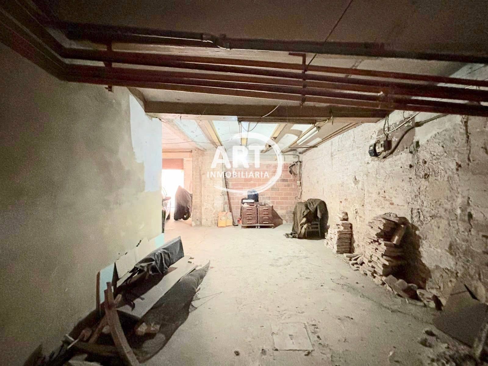 Commercieel te koop in Valencia stad - € 650.000 (Ref: 9765026)