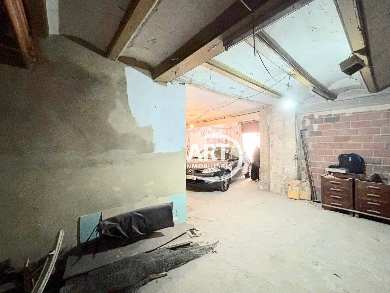 Commercieel te koop in Valencia stad - € 650.000 (Ref: 9765026)