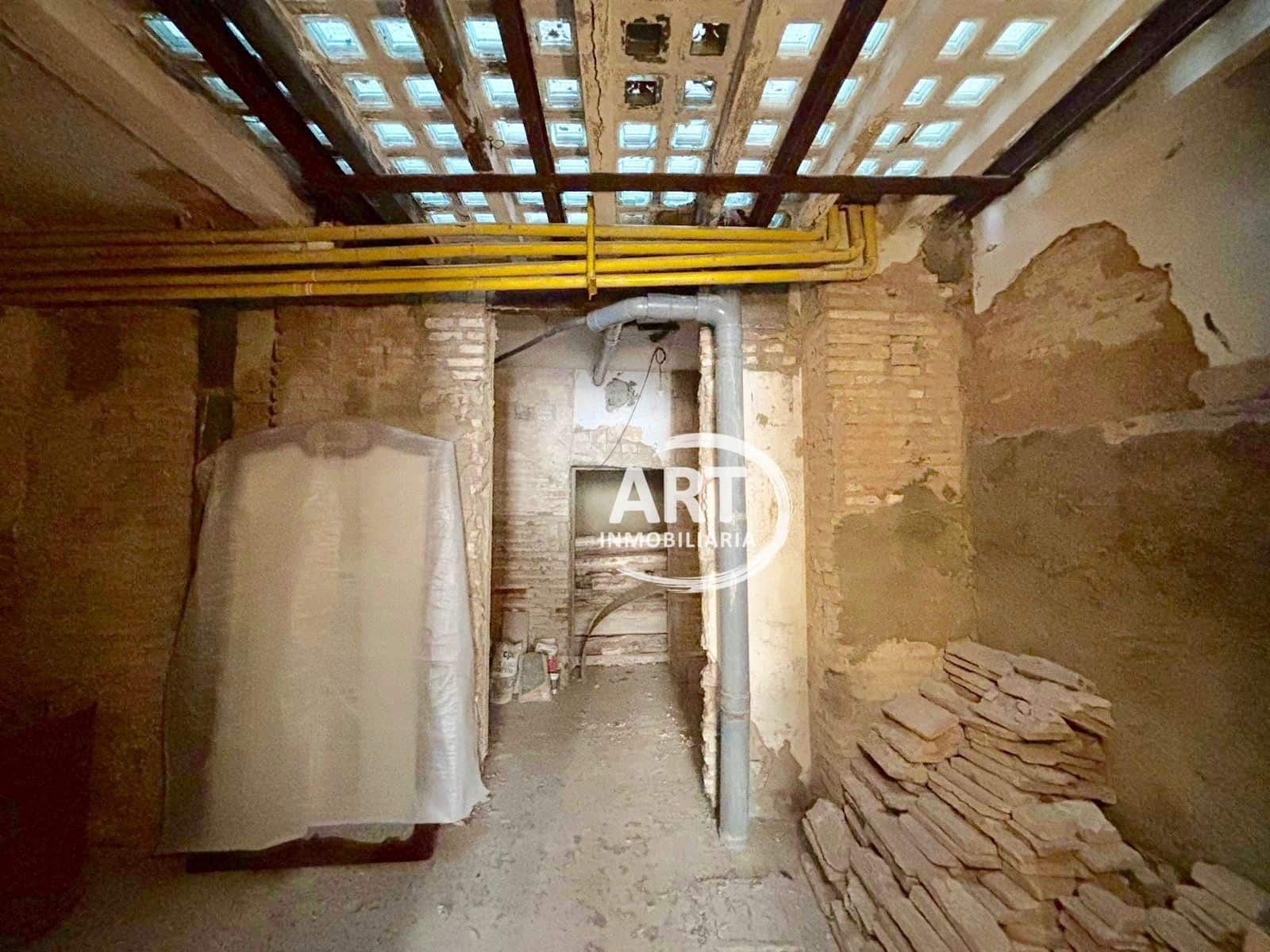 Commercieel te koop in Valencia stad - € 650.000 (Ref: 9765026)