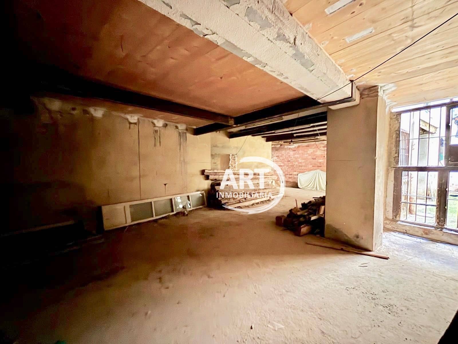 Commercieel te koop in Valencia stad - € 650.000 (Ref: 9765026)