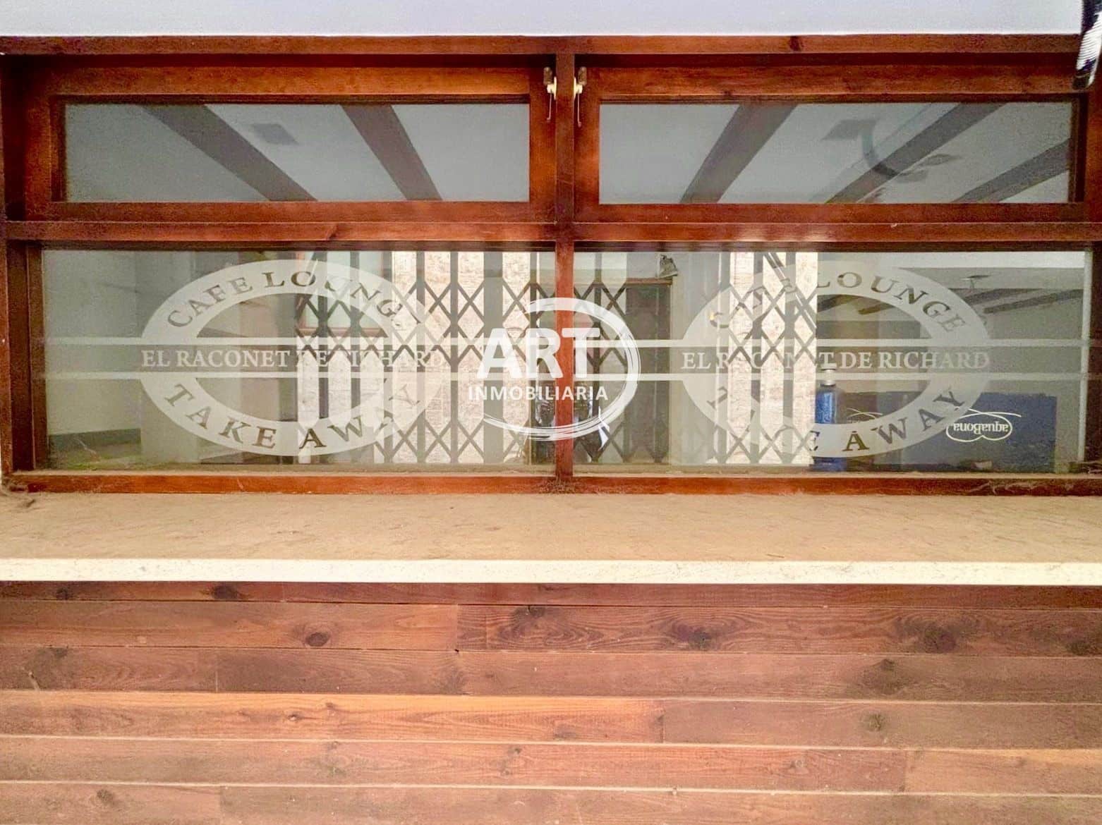 Commercieel te koop in Valencia stad - € 650.000 (Ref: 9765026)