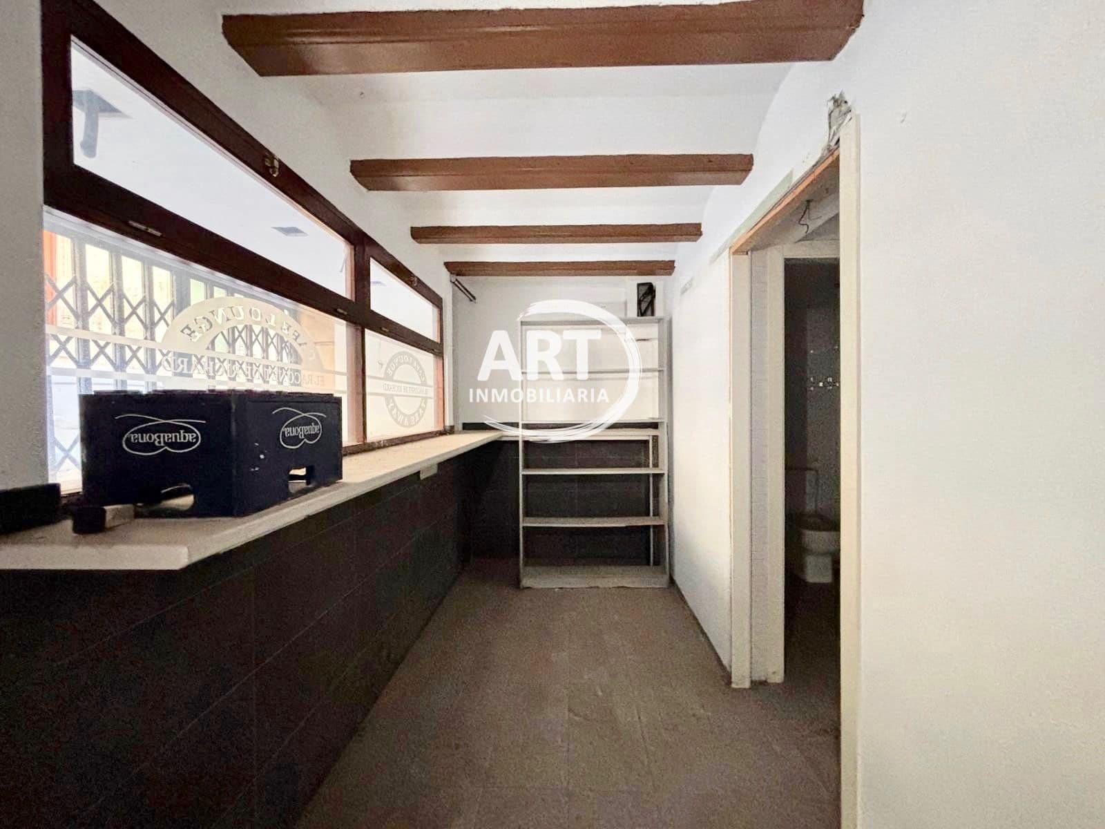 Commercieel te koop in Valencia stad - € 650.000 (Ref: 9765026)