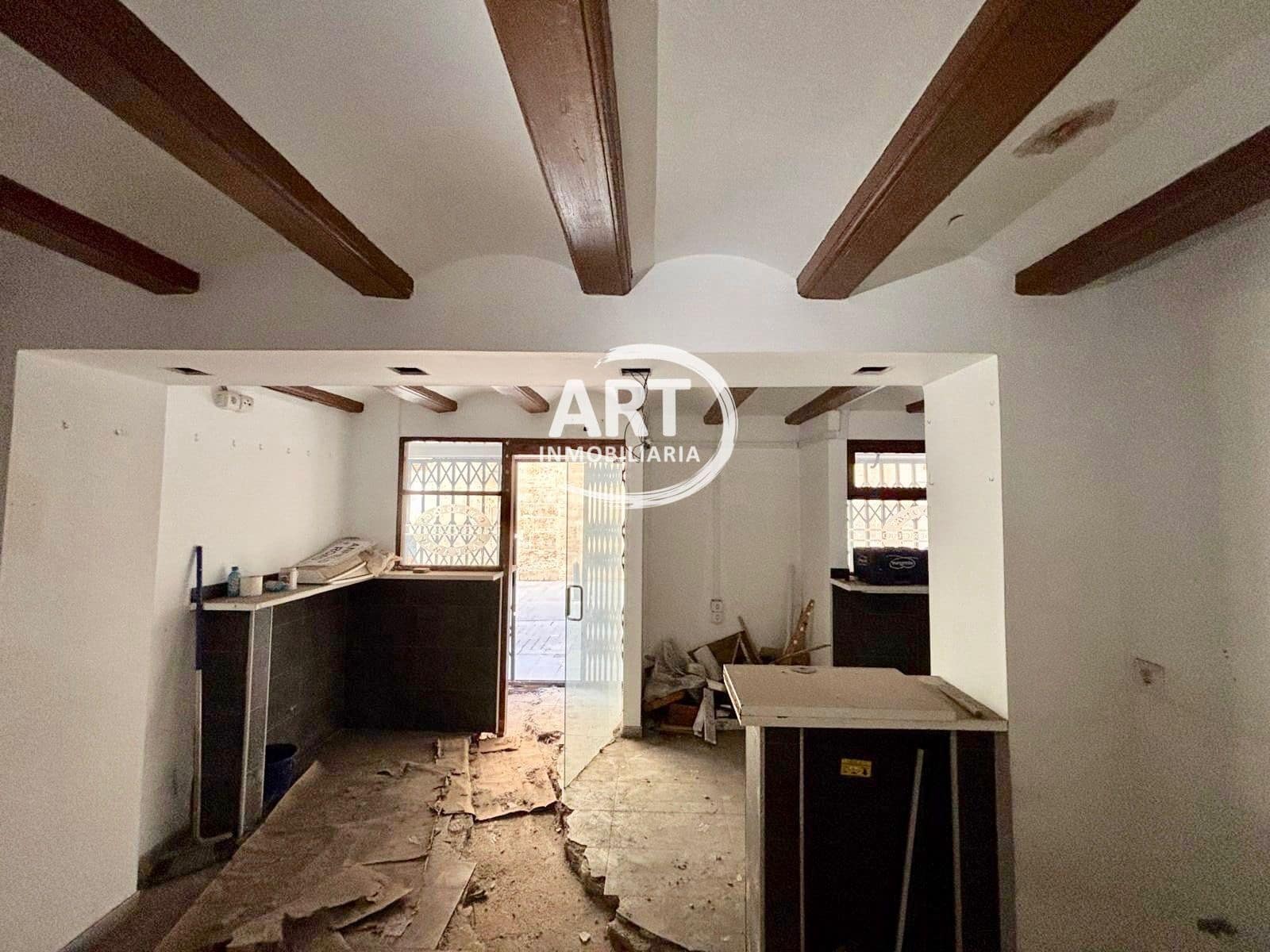 Commercieel te koop in Valencia stad - € 650.000 (Ref: 9765026)