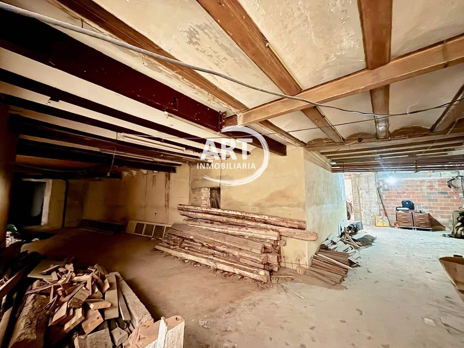 Commercieel te koop in Valencia stad - € 650.000 (Ref: 9765026)