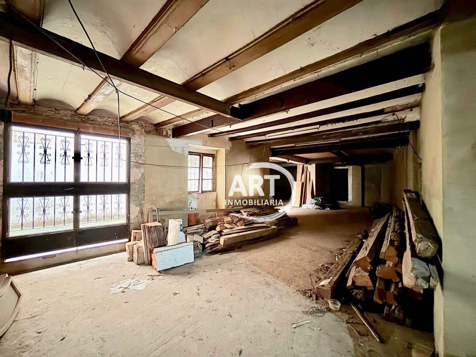 Commercieel te koop in Valencia stad - € 650.000 (Ref: 9765026)