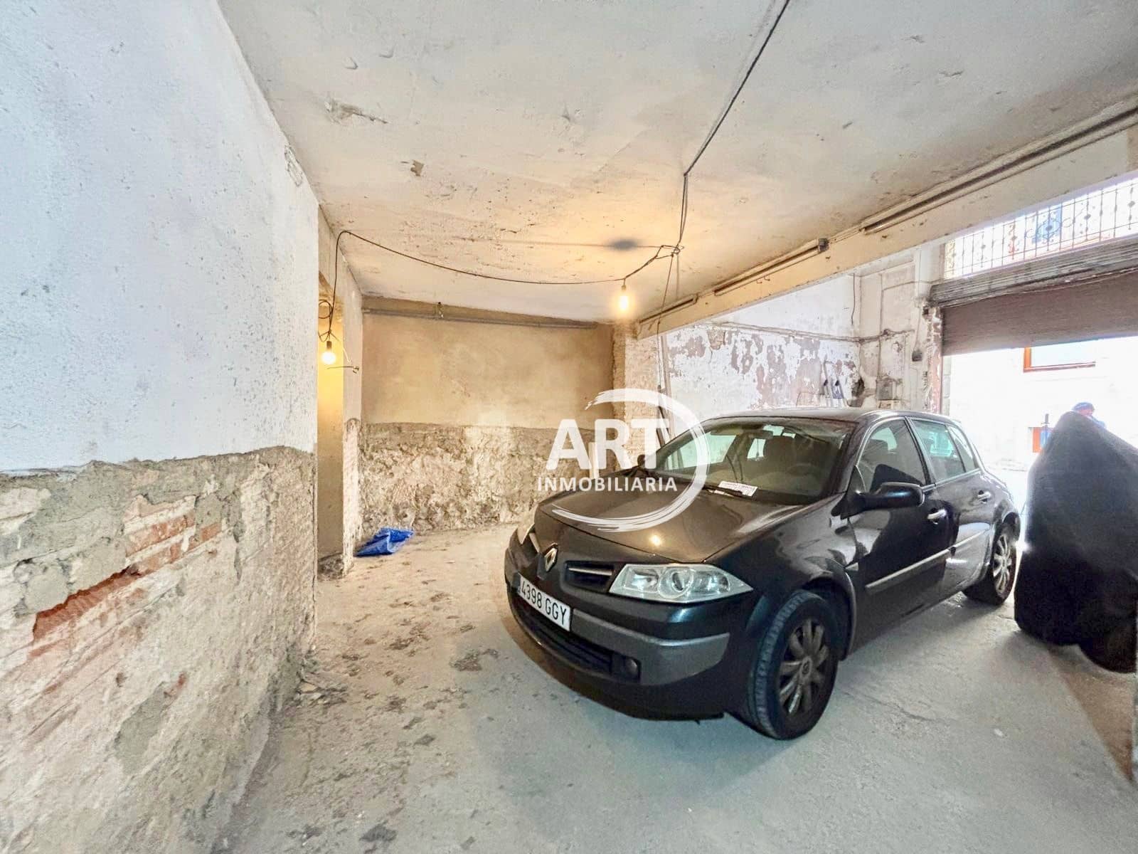 Commercieel te koop in Valencia stad - € 650.000 (Ref: 9765026)