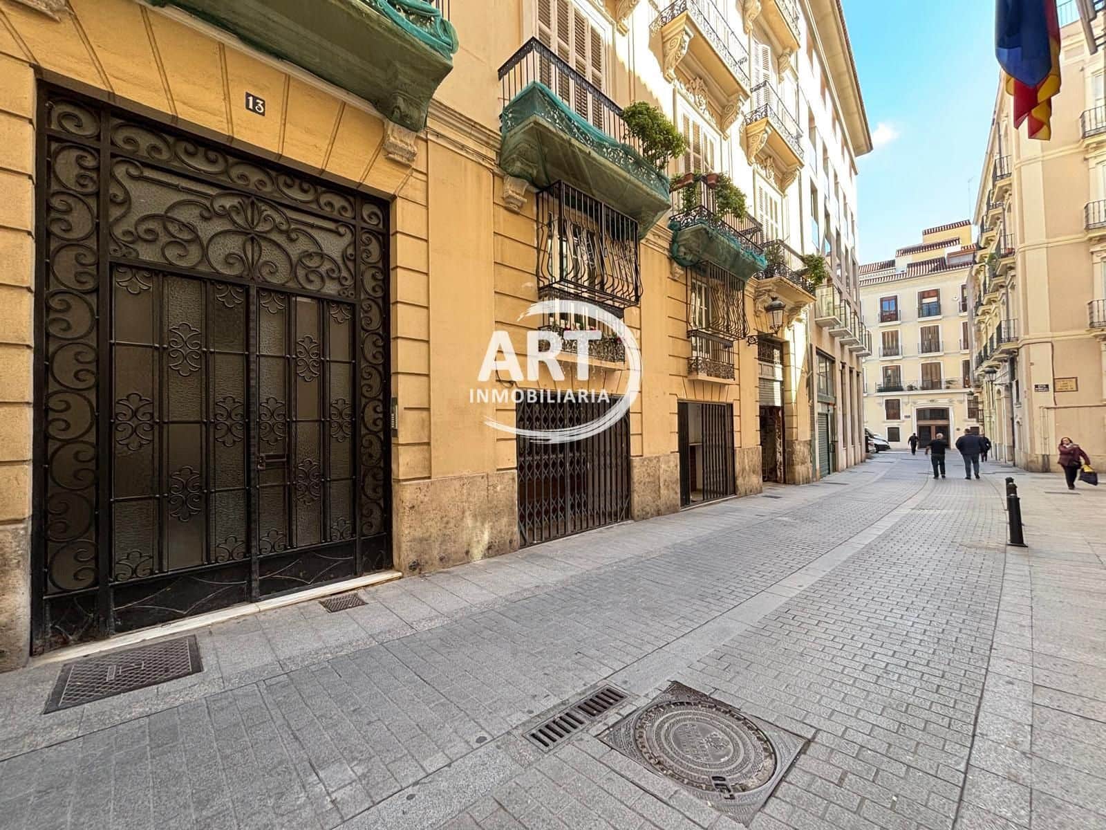 Commercieel te koop in Valencia stad - € 650.000 (Ref: 9765026)