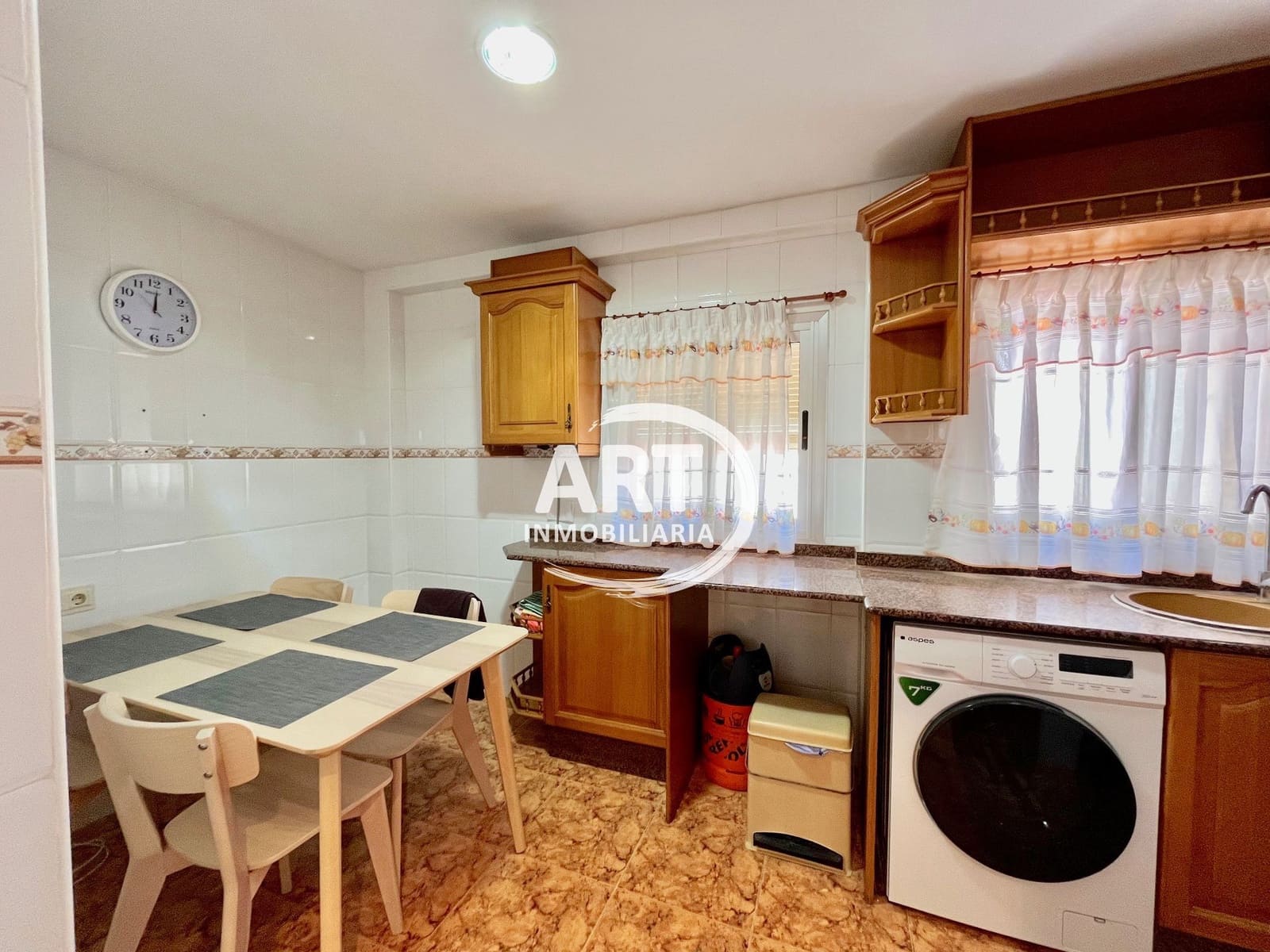 3 soveværelse Lejlighed til leje i L'Eliana - € 1.100 (Ref: 9772673)