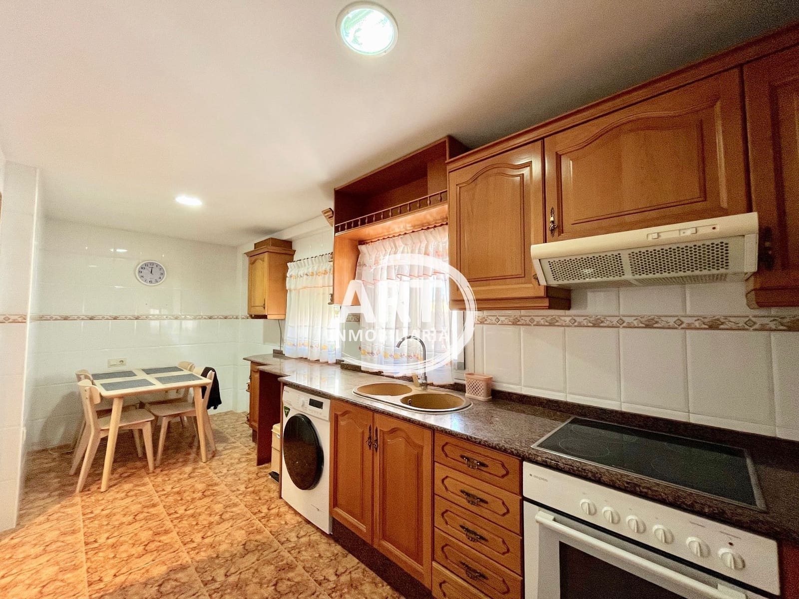 3 soveværelse Lejlighed til leje i L'Eliana - € 1.100 (Ref: 9772673)