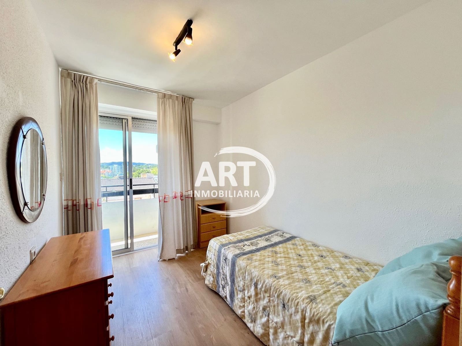 3 soveværelse Lejlighed til leje i L'Eliana - € 1.100 (Ref: 9772673)