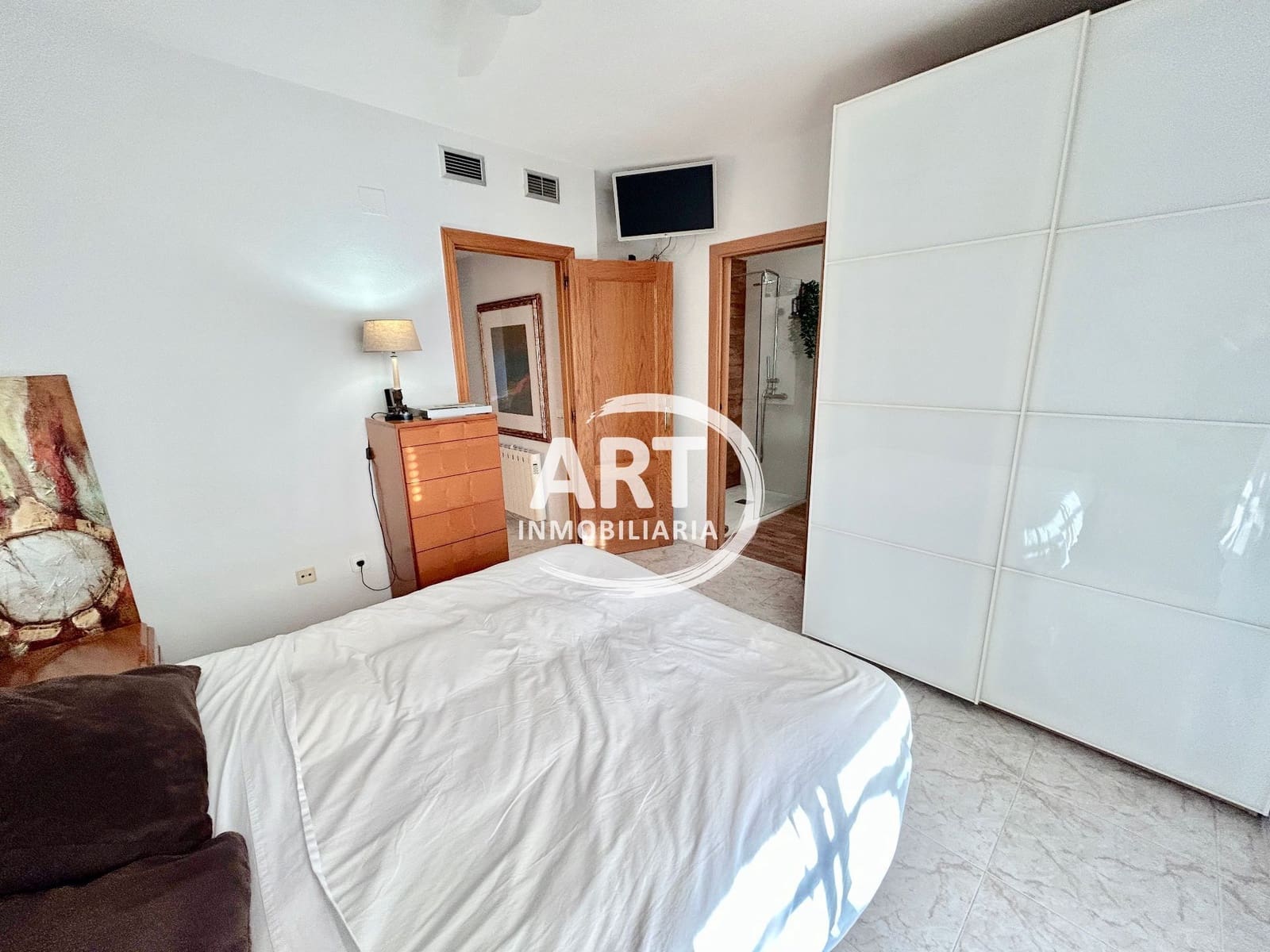 4 makuuhuone Paritalo myytävänä paikassa Betera mukana uima-altaan 
autotalli - 495 000 € (Ref: 9780115)