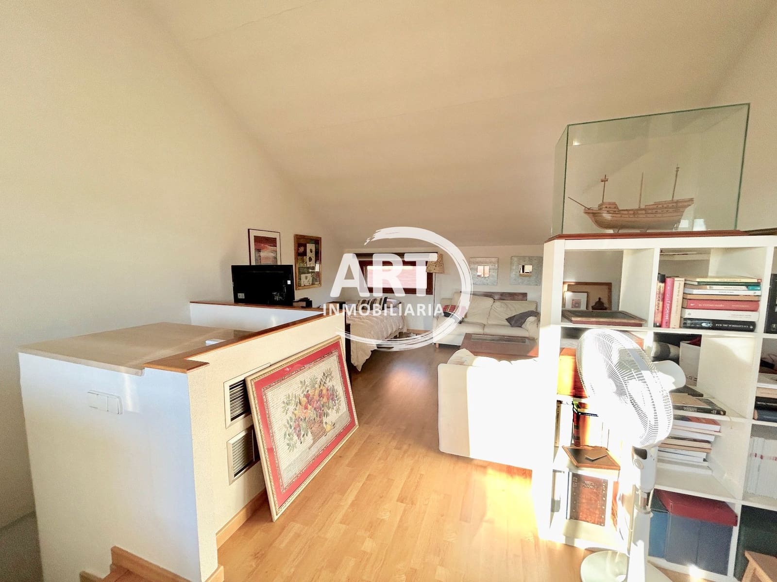 4 makuuhuone Paritalo myytävänä paikassa Betera mukana uima-altaan 
autotalli - 495 000 € (Ref: 9780115)