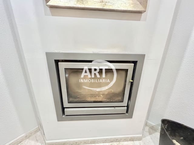 4 makuuhuone Paritalo myytävänä paikassa Bétera mukana uima-altaan 
autotalli - 495 000 € (Ref: 9780115)