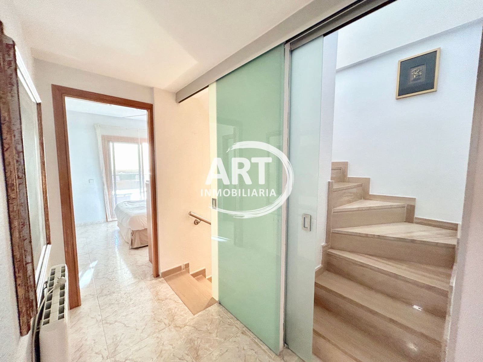 4 makuuhuone Paritalo myytävänä paikassa Betera mukana uima-altaan 
autotalli - 495 000 € (Ref: 9780115)