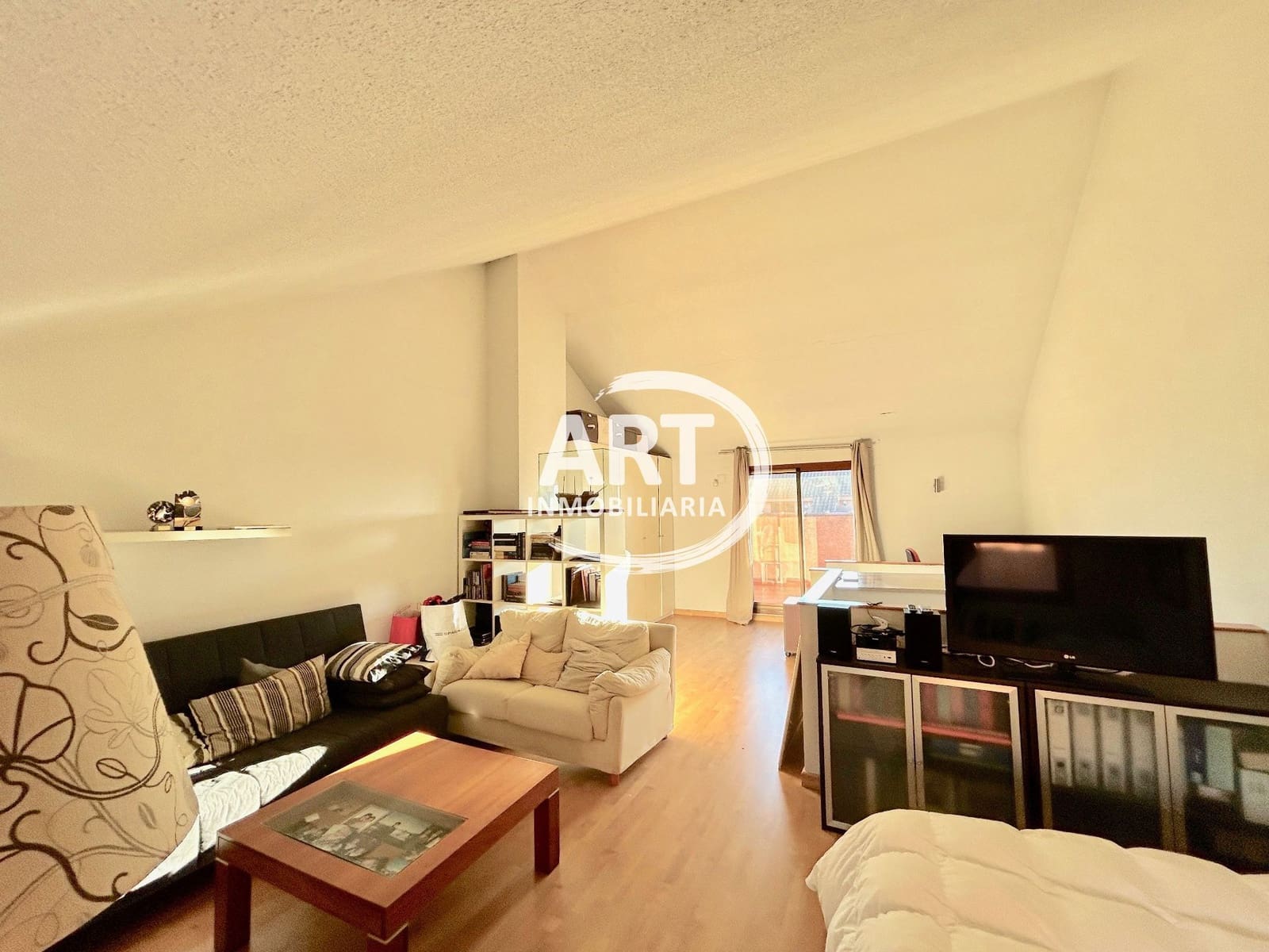 4 makuuhuone Paritalo myytävänä paikassa Betera mukana uima-altaan 
autotalli - 495 000 € (Ref: 9780115)