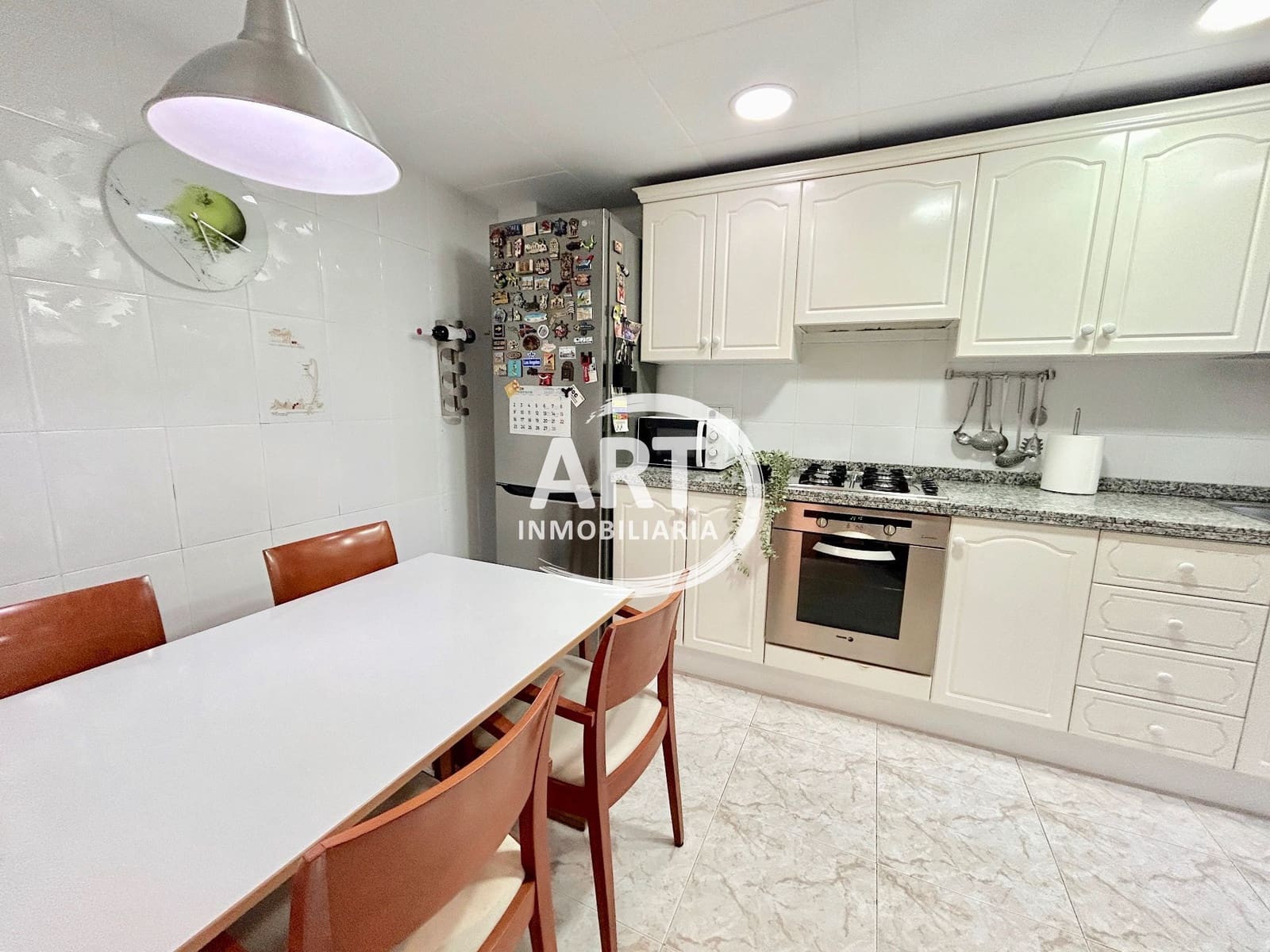 4 makuuhuone Paritalo myytävänä paikassa Betera mukana uima-altaan 
autotalli - 495 000 € (Ref: 9780115)