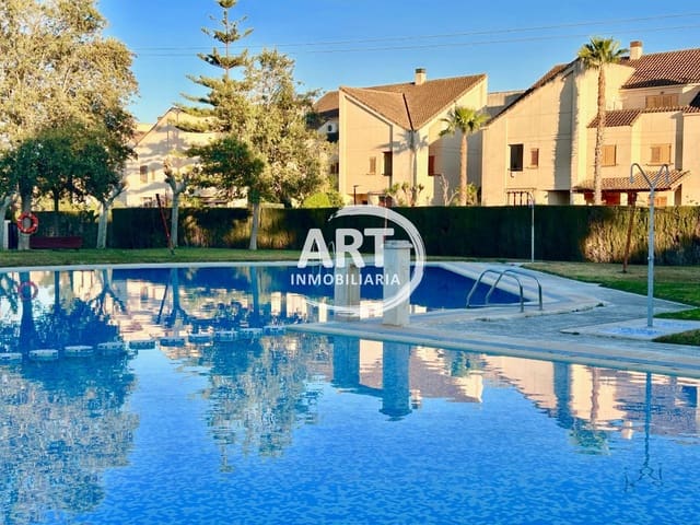 4 makuuhuone Paritalo myytävänä paikassa Bétera mukana uima-altaan 
autotalli - 495 000 € (Ref: 9780115)