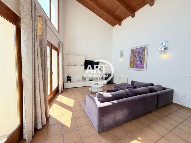 4 chambre Villa/Maison à vendre à Serra avec piscine - 580 000 € (Ref: 9782980)