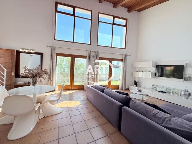 4 chambre Villa/Maison à vendre à Serra avec piscine - 580 000 € (Ref: 9782980)