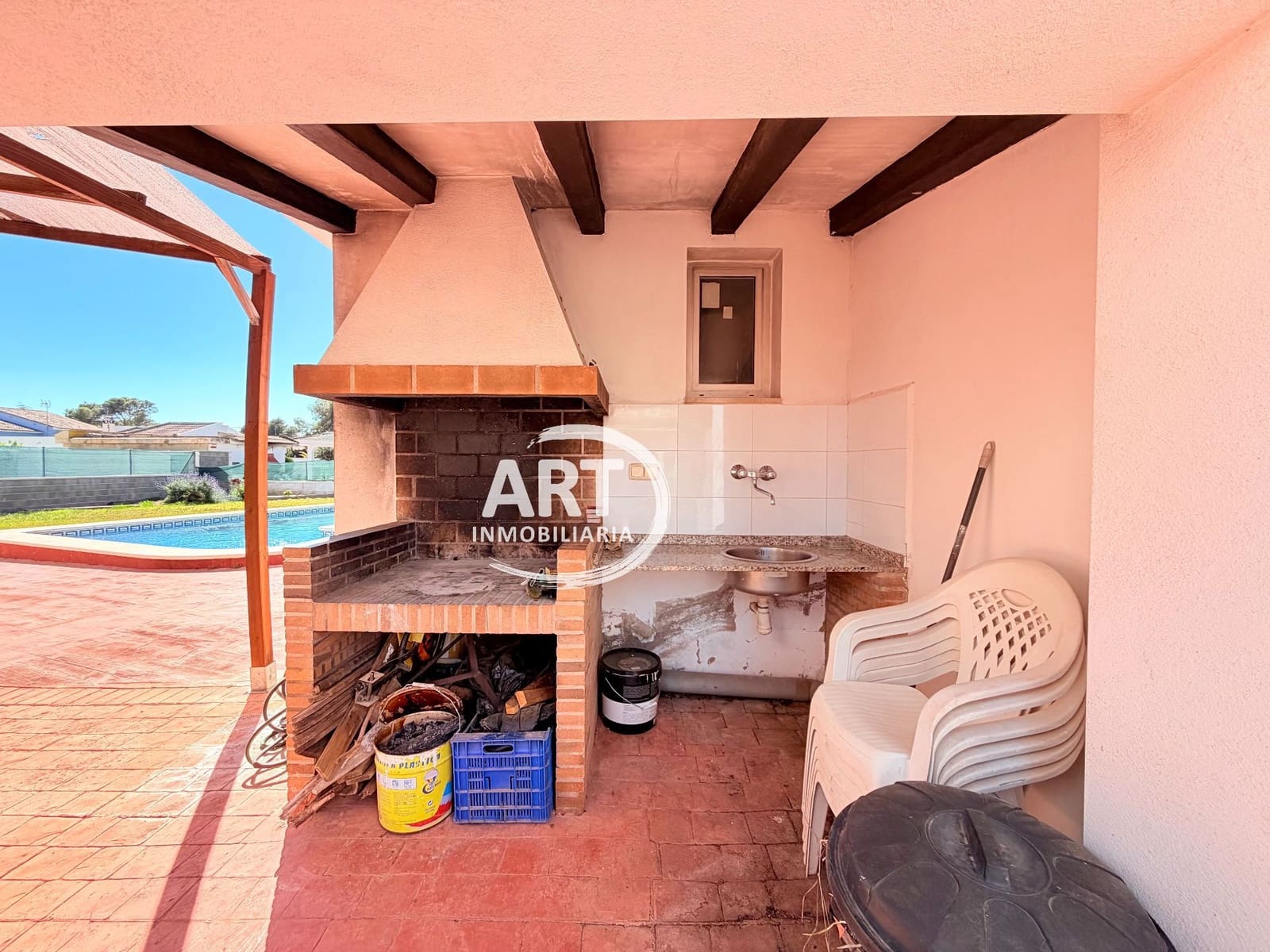 4 chambre Villa/Maison à vendre à Serra avec piscine - 580 000 € (Ref: 9782980)