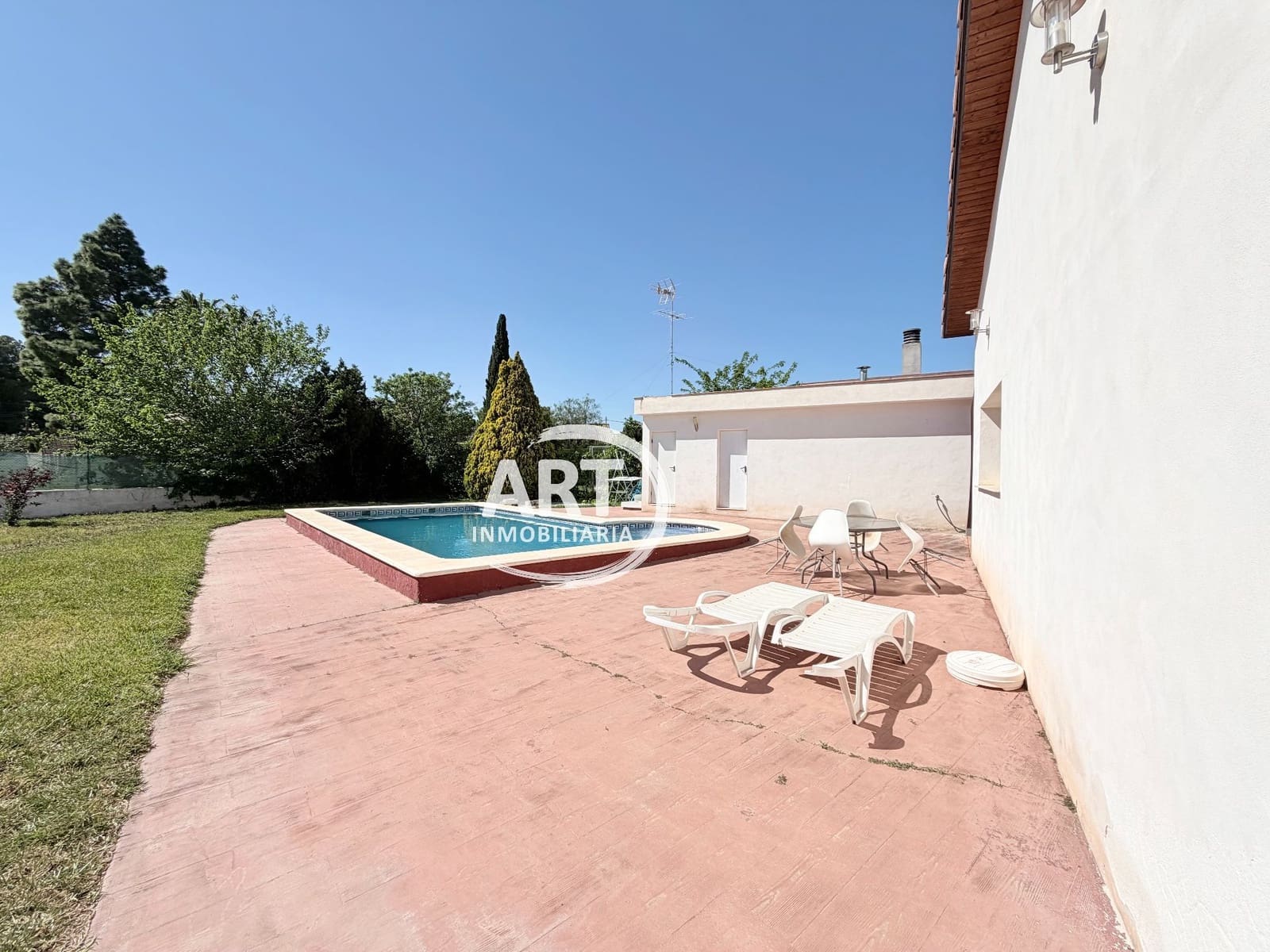 4 chambre Villa/Maison à vendre à Serra avec piscine - 580 000 € (Ref: 9782980)