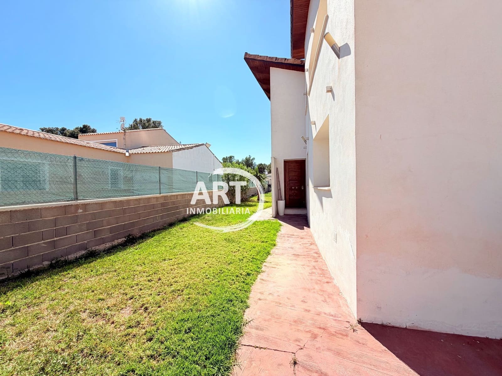 4 chambre Villa/Maison à vendre à Serra avec piscine - 580 000 € (Ref: 9782980)