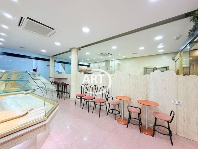 Commercieel te koop in Llíria - € 300.000 (Ref: 9788135)