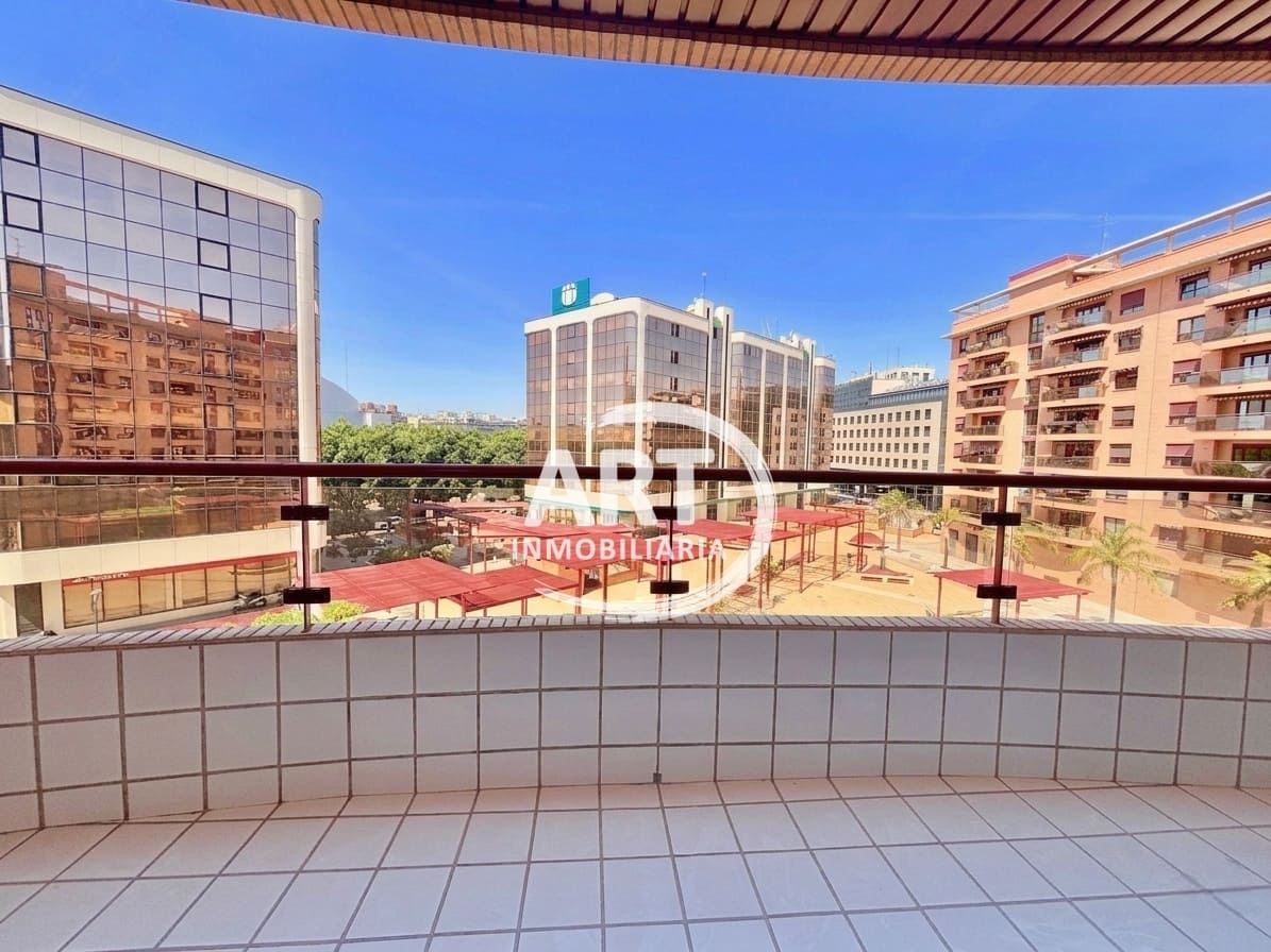 4 slaapkamer Flat te koop in Valencia stad met garage - € 850.000 (Ref: 9790228)