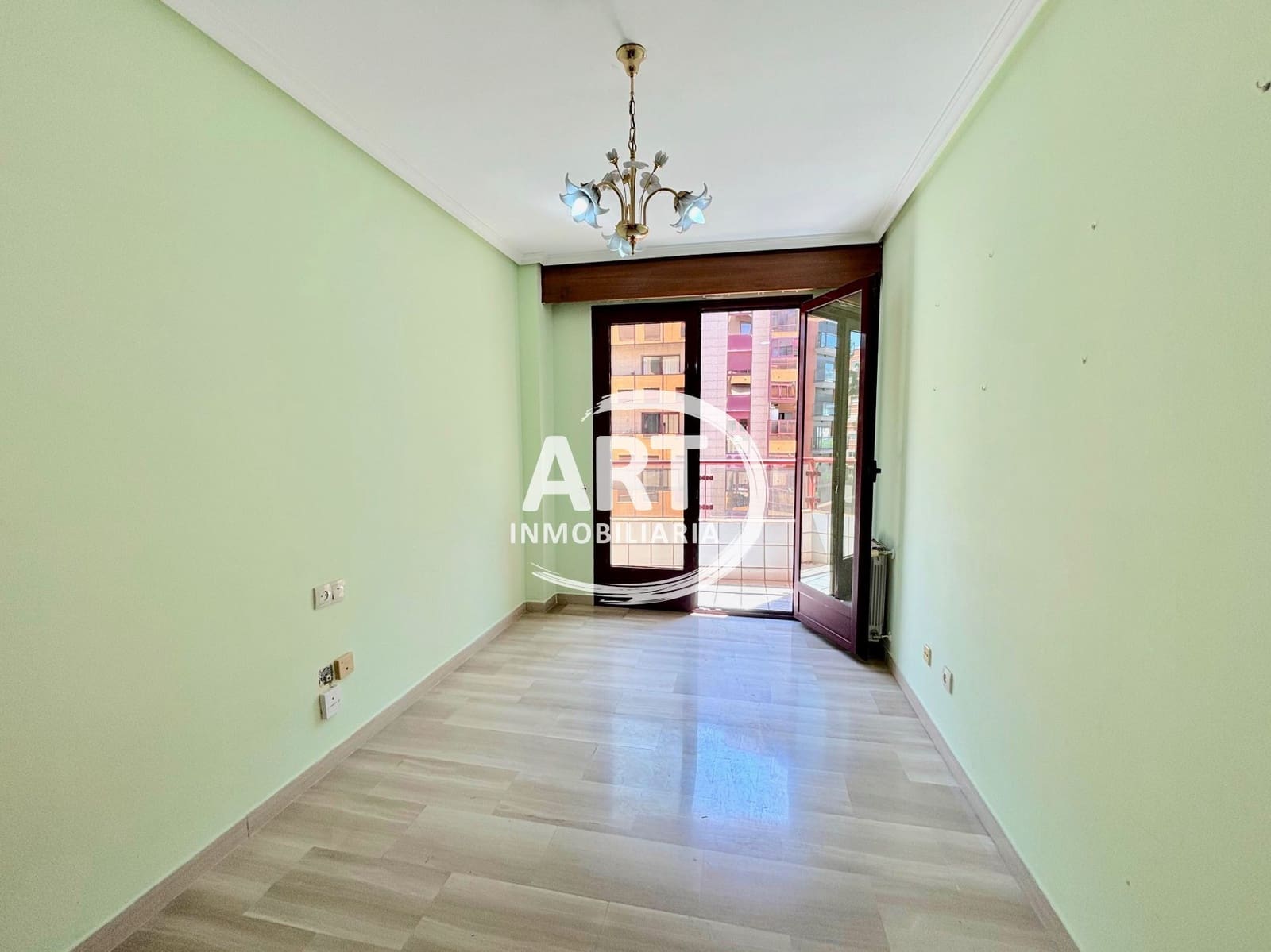 4 slaapkamer Flat te koop in Valencia stad met garage - € 850.000 (Ref: 9790228)