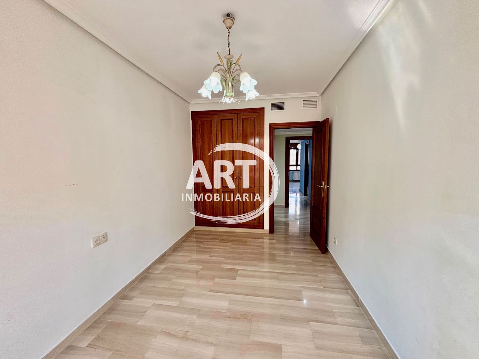 4 slaapkamer Flat te koop in Valencia stad met garage - € 850.000 (Ref: 9790228)