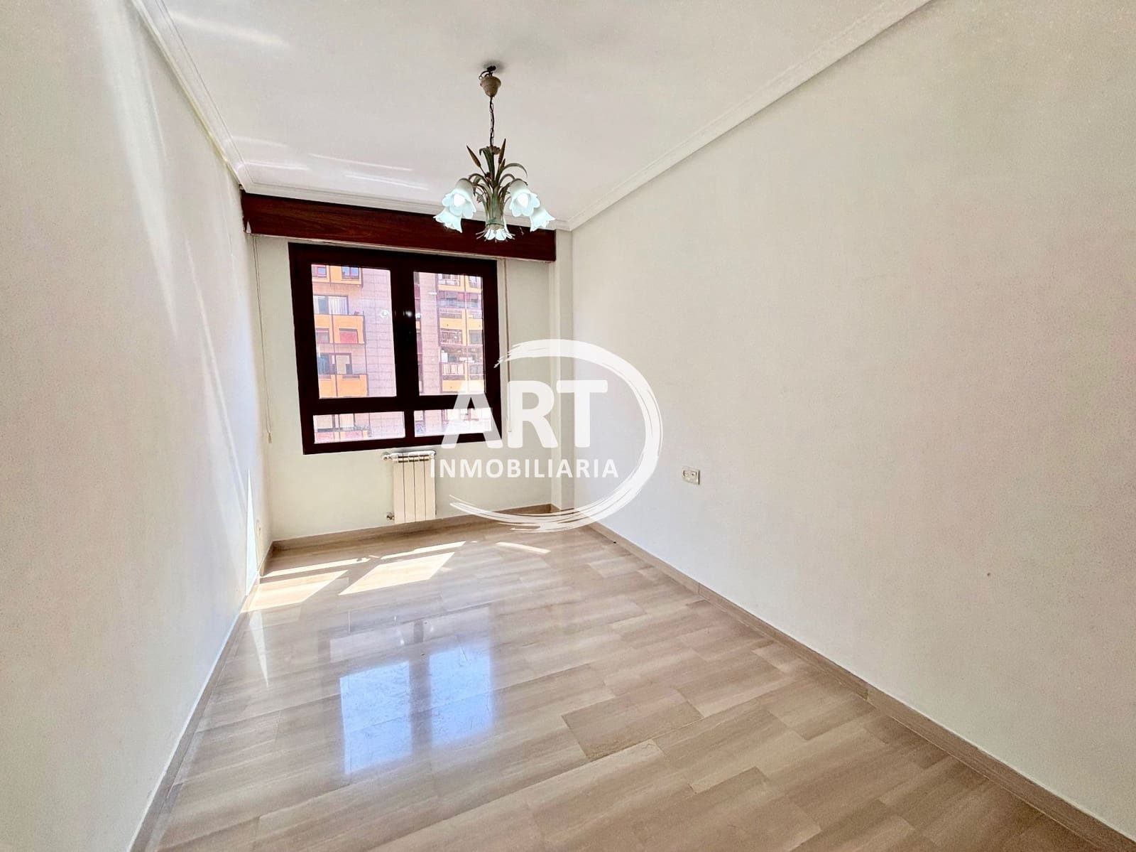 4 slaapkamer Flat te koop in Valencia stad met garage - € 850.000 (Ref: 9790228)