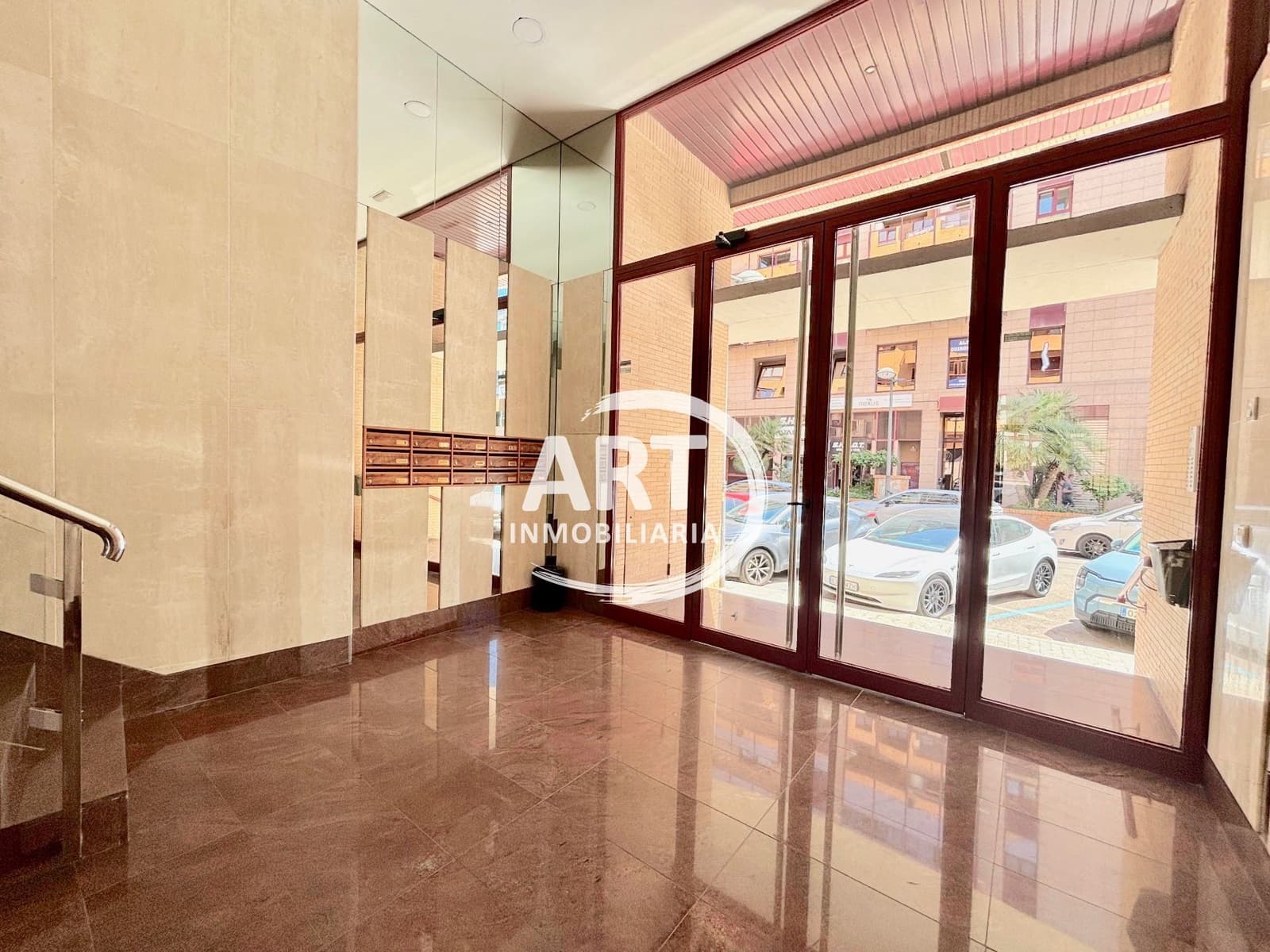 4 slaapkamer Flat te koop in Valencia stad met garage - € 850.000 (Ref: 9790228)