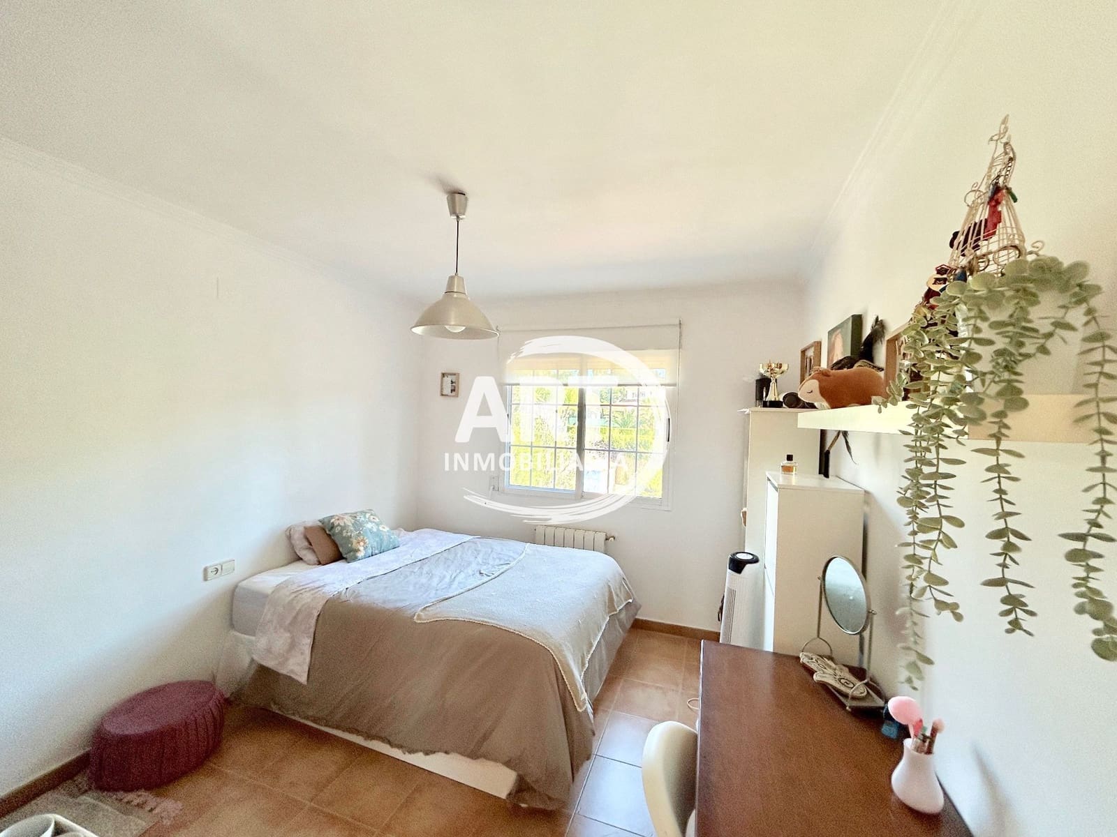 4 sypialnia Willa na sprzedaż w L'Eliana z basenem garażem - 675 000 € (Ref: 9790229)